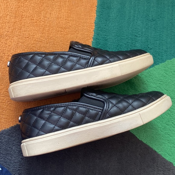 Steve Madden Ecentrcq Women’s Black Slip On Sneakers - Picture 5 of 7